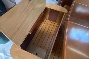 2004 Beneteau 473 thumbnail 36