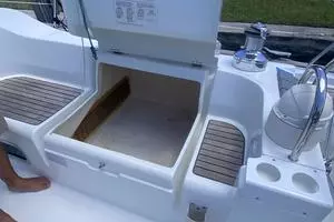 2004 Beneteau 473 thumbnail 16