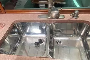 2004 Beneteau 473 thumbnail 29