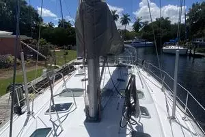 2004 Beneteau 473 thumbnail 10