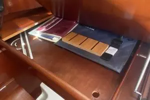 2004 Beneteau 473 thumbnail 34