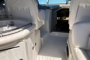 Photo 3399868 for 2006 Sea Ray 340 Sundancer  