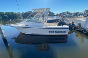 Photo 3401726 for 2011 Trophy 2102 Walkaround  