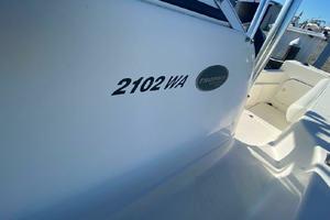 Photo 3401738 for 2011 Trophy 2102 Walkaround  