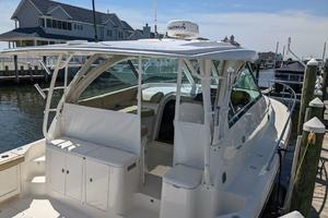 Photo 3413507 for 2018 Pursuit 385 Offshore  