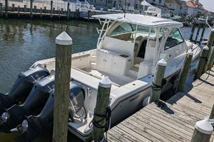 Photo 3413506 for 2018 Pursuit 385 Offshore  