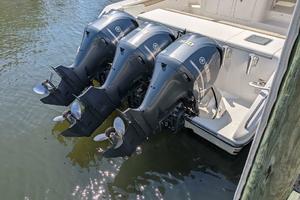 Photo 3413508 for 2018 Pursuit 385 Offshore  