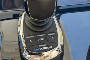 Photo 3413523 for 2018 Pursuit 385 Offshore  