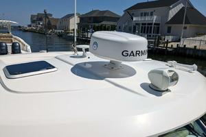 Photo 3413514 for 2018 Pursuit 385 Offshore  