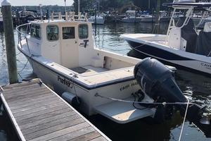 Photo 3416467 for 2005 Parker 2320 SL  