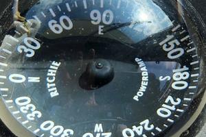 Photo 3416474 for 2005 Parker 2320 SL  