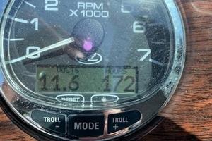 Photo 3710462 for 2008 Sea Ray 240 Sundeck  