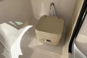 Photo 3710461 for 2008 Sea Ray 240 Sundeck  