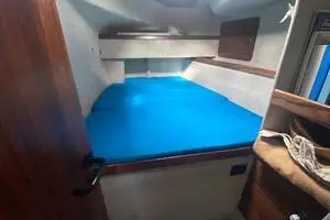 1995 Fountaine Pajot Athena 38 thumbnail 12