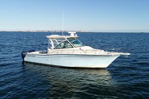 Winter Legacy 33ft Grady White Yacht For Sale