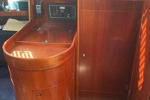 Cognac 30ft Beneteau Yacht For Sale