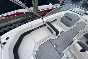 Photo 3432915 for 2016 Chaparral 250 Suncoast  