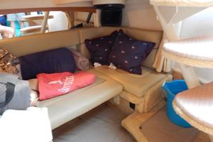 Free Reins 32ft Sea Ray Yacht For Sale
