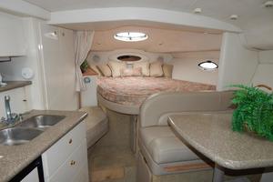 33ft Maxum Yacht For Sale
