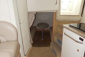 33ft Maxum Yacht For Sale