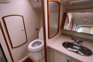 Work of Art 36ft Hunter Yacht For Sale