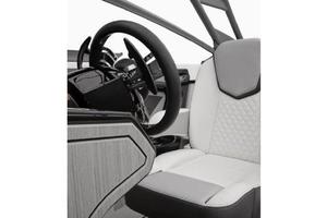 Photo 3449948 for 2021 Yamaha Boats 252SD  