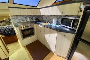 Photo 3450860 for 1998 Silverton 372 Motor Yacht  