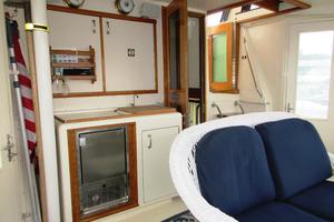 NEPTUNE S RIDE 43ft Hatteras Yacht For Sale