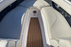 Photo 3461128 for 2010 Regal 2500 Bowrider  