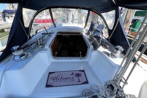 Mystic  40ft Hunter Yacht For Sale