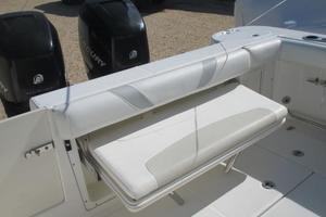 28ft Boston Whaler Yacht For Sale