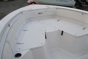Photo 3464440 for 2011 Sea Hunt Triton 220  