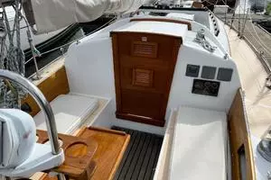 1982 Bristol 40 thumbnail 12