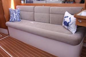 Photo 3472116 for 2006 Catalina 309  