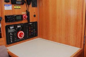 Photo 3472113 for 2006 Catalina 309  