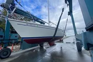 1999 Catalina 36 MK II thumbnail 2