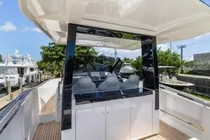 2023 Astondoa 377 Coupe Outboard thumbnail 15