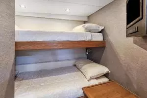 1998 Hatteras 82 Convertible thumbnail 62