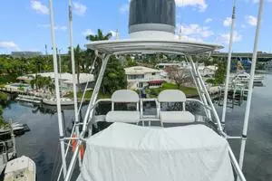 1998 Hatteras 82 Convertible thumbnail 13