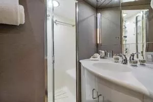 1998 Hatteras 82 Convertible thumbnail 56