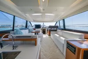 2016 Prestige 550 S thumbnail 26