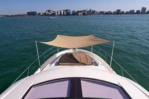 2016 Prestige 550 S thumbnail 8