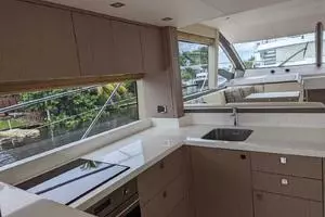 2018 Sunseeker Manhattan 52 thumbnail 22