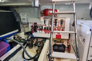 Photo 3503962 for 2019 Sabre 42 Salon Express  