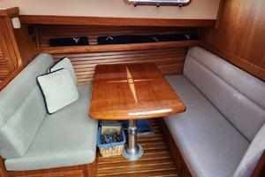 Photo 3503942 for 2019 Sabre 42 Salon Express  