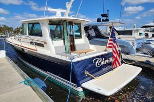 Photo 3503972 for 2019 Sabre 42 Salon Express  