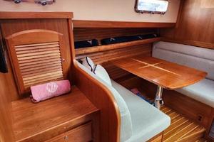 Photo 3503937 for 2019 Sabre 42 Salon Express  