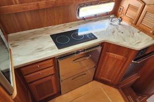 Photo 3503923 for 2019 Sabre 42 Salon Express  