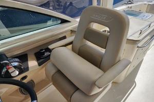 Photo 3484893 for 2017 Boston Whaler 320 Vantage  