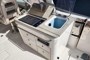 Photo 3484884 for 2017 Boston Whaler 320 Vantage  